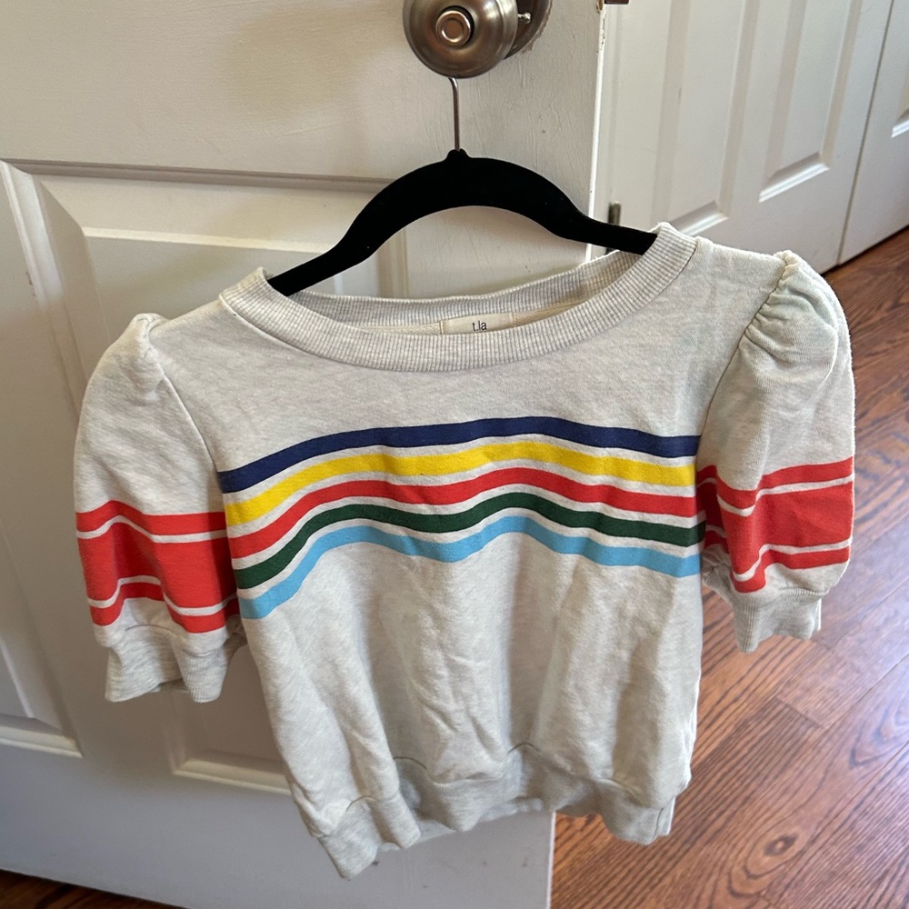 Women XS T.la cropped shirt